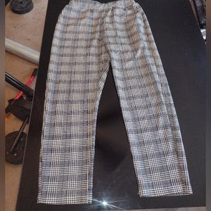 Gray sweatpants with a design